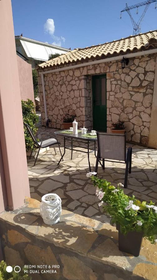 Sofias Cottage Razata Argostoli Екстериор снимка
